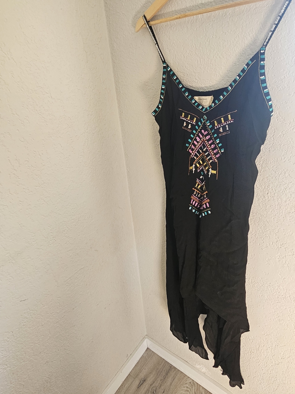 Beaded Black Sleeveless Midi Dress
